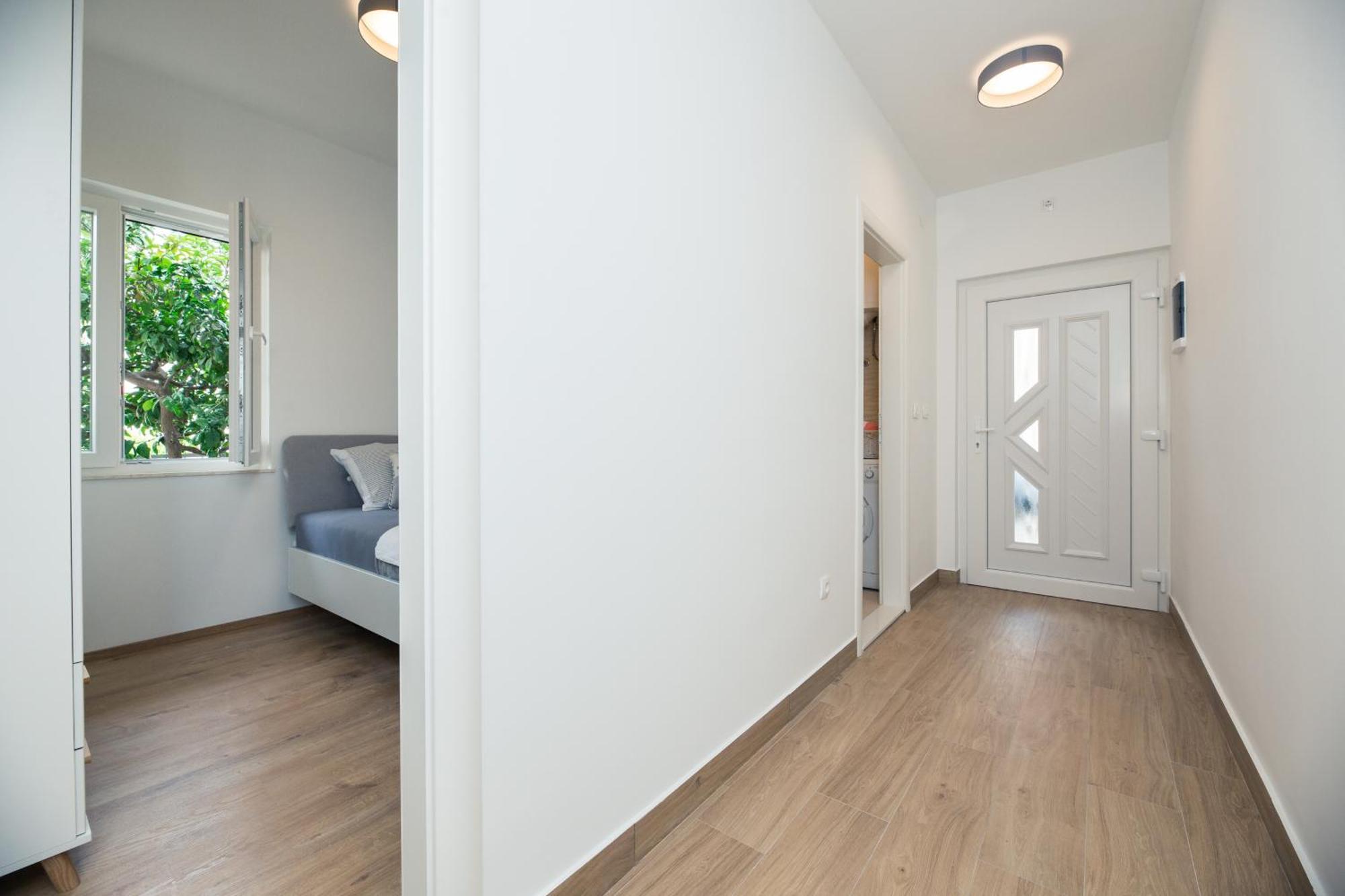 Luxury Apartment Angel Split Exterior photo